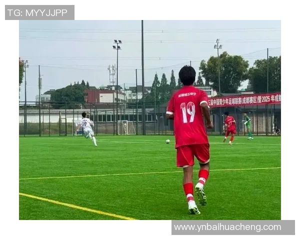 成都足球队在冠军赛中的耐力表现分析与战术探讨