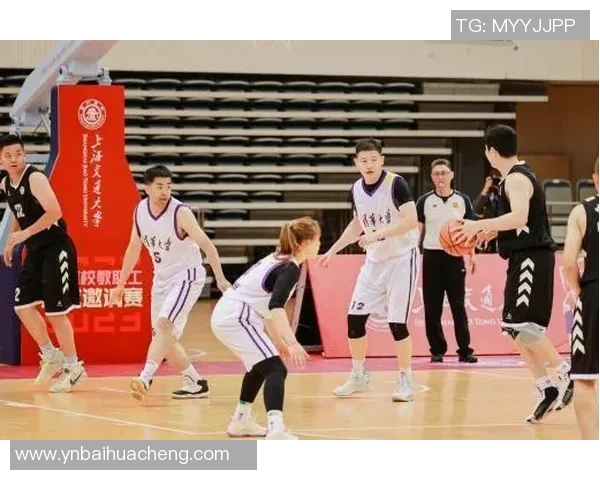 上海篮球队在邀请赛中以86分稳居积分榜首位展现强劲实力 上海篮球队在邀请赛中以86分稳居积分榜首位展现强劲实力