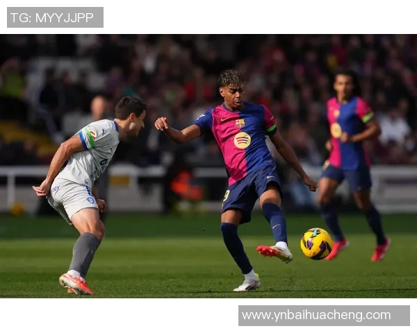 皇马与巴萨巅峰对决直播盛况尽在CNTV精彩回顾与分析