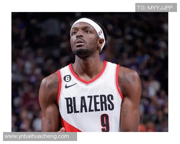 杰拉米格兰特如何在NBA赛场上展现个人才华与团队合作的完美结合