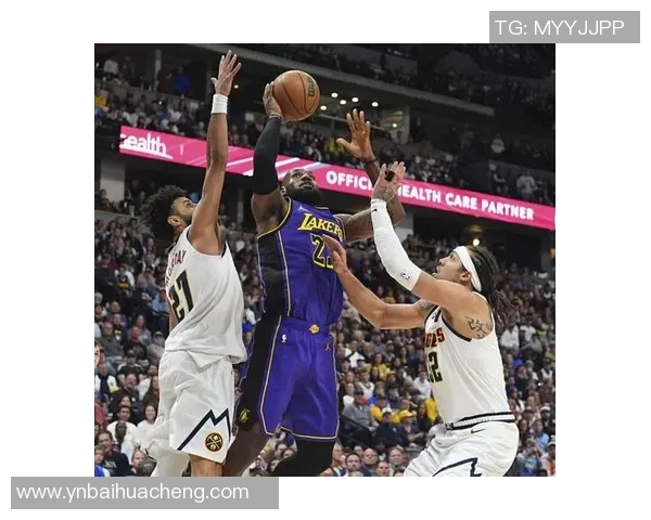 湖人对掘金第四场比赛结果分析及精彩瞬间回顾